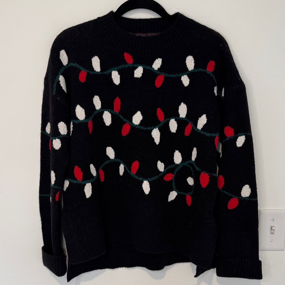 Grace + Karma Holiday Festive Lights Black Sweater - Size M
